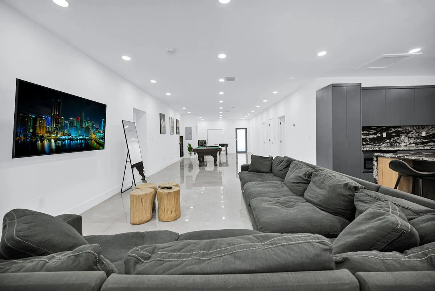 4 bed, 3.0 bath, $17,733 — Photo 4