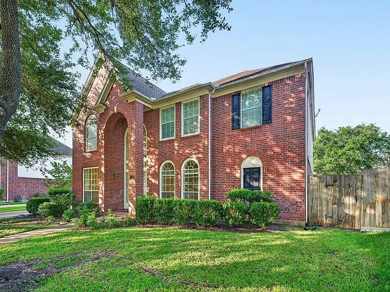 1727 Emma Cove Ct — Photo 2