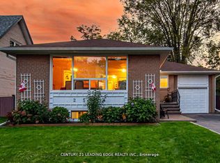 2574 Lundigan Dr, Mississauga, ON L5J 3W1