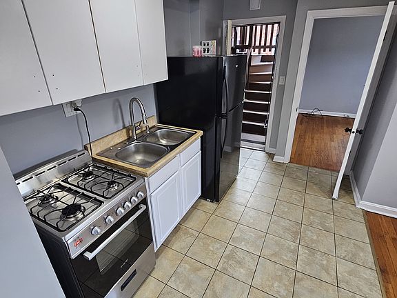 4th image of 901 S Euclid Ave APT 1