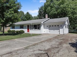 108 E Cedar St, Ashmore, IL 61912