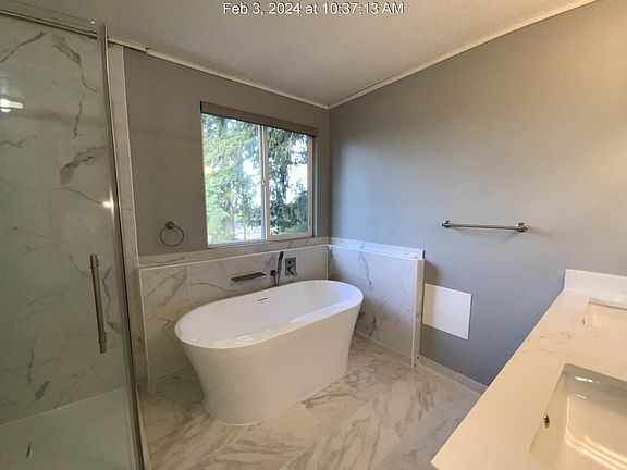 2nd image of 503 28th Ave SE