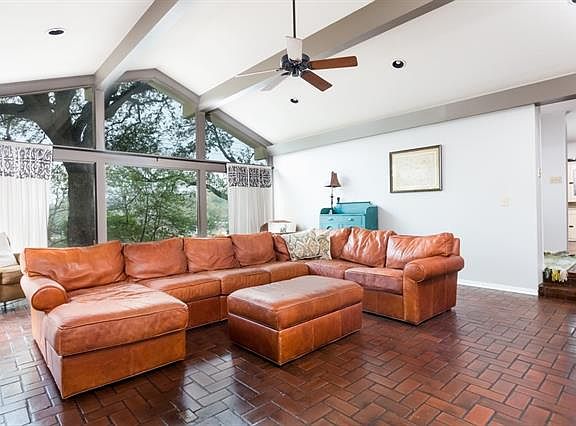 4th image of 3105 Scenic Dr