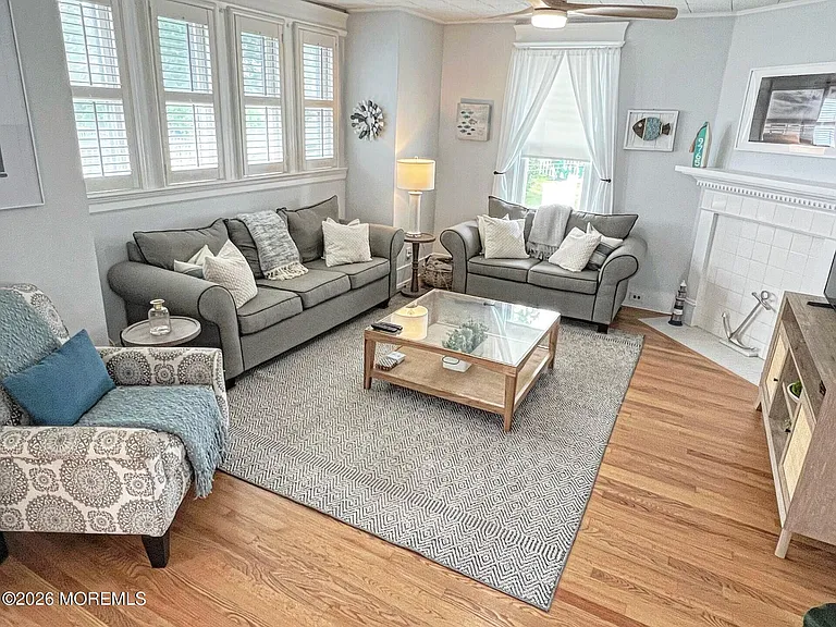 311 Garfield Ave — Photo 6