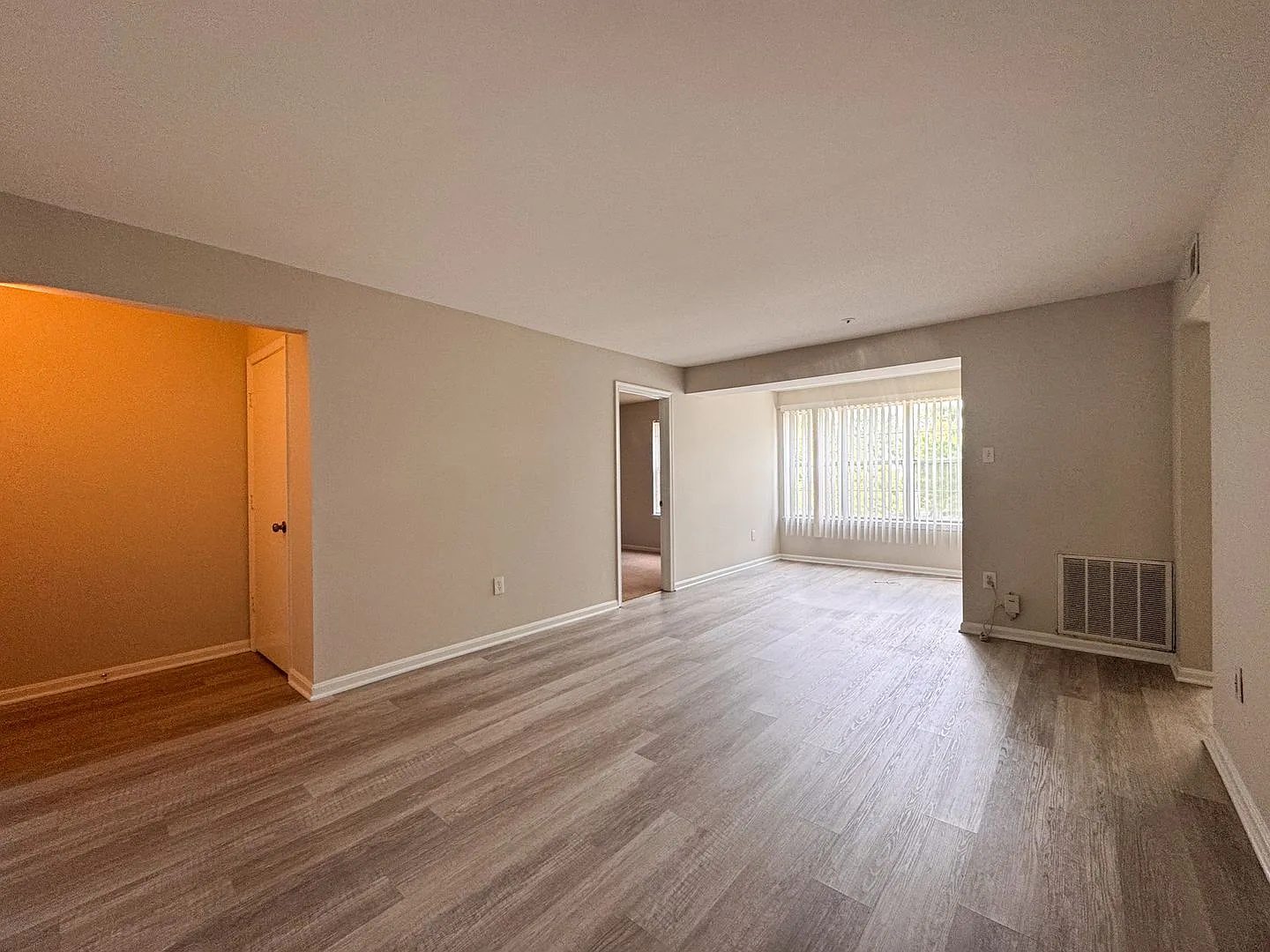 Big Space, Great Value! Move-In Ready 3BR/2BA Silver Spring Condo — Photo 4