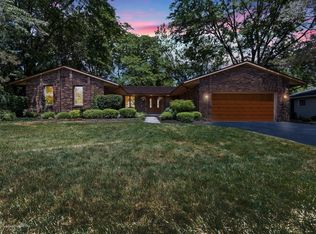 2040 Shagbark Ln, Okemos, MI 48864