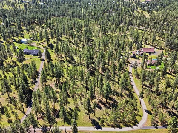 2205 W Dynamite Ln, Spokane, WA 99224