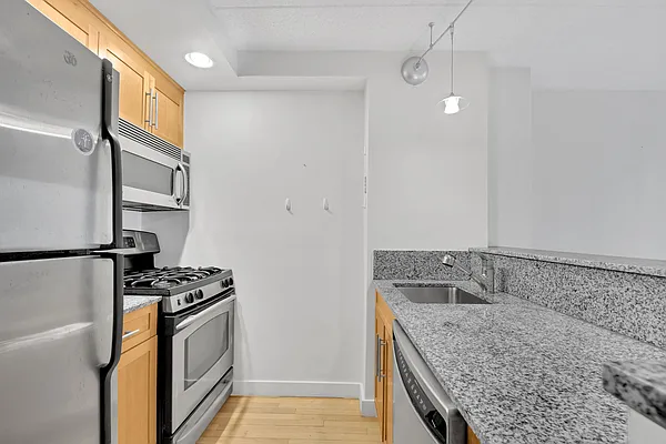 Rented by Corcoran | media 4