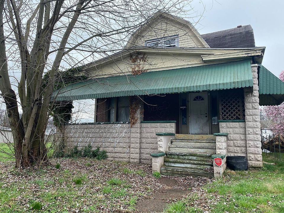2nd image of 2335 8th Ave