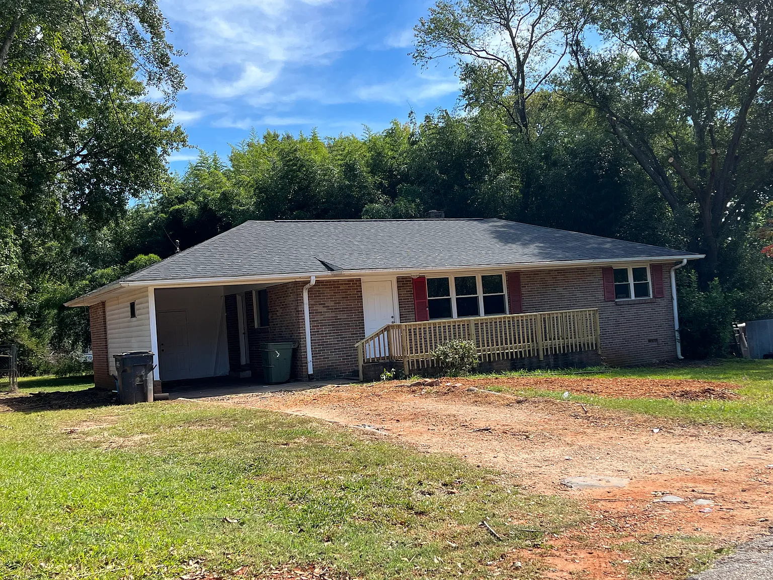 3 bed, 1100 sqft, $1,395 — Photo 1