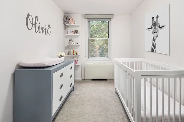 Sold by Compass | media 6