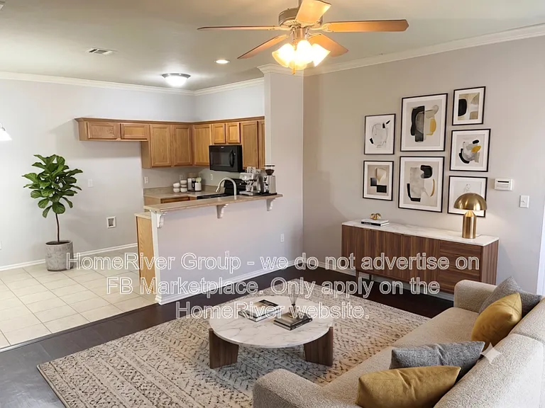 11139 SW 5th St — Photo 4