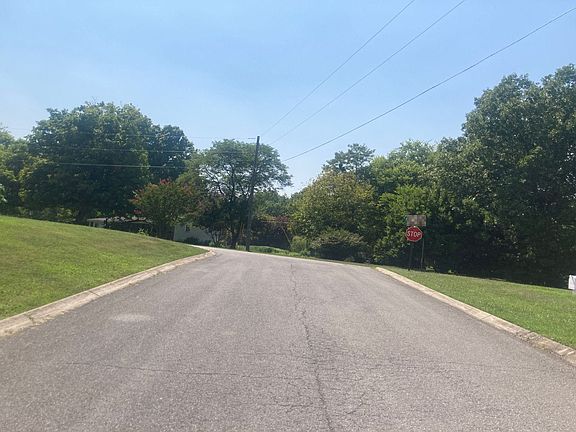 5th image of 7203 Mary Susan Ln