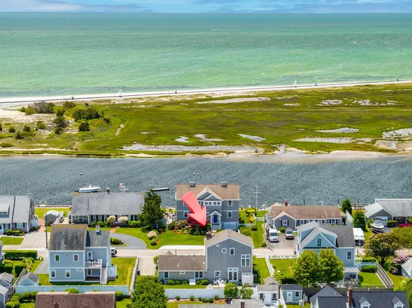 16 Beach View Road, West Dennis, MA 02670