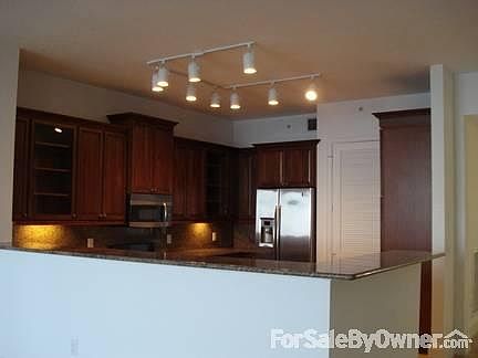 Spacious Kitchen
