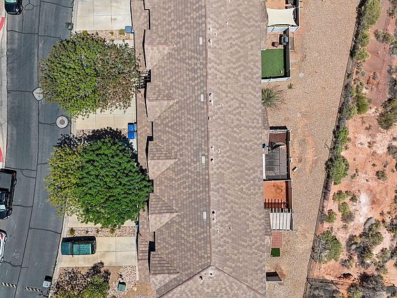 3rd image of 1000 E Bluff View Dr Unit 96