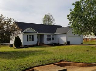 324 Kay Brooke Cir, Lyman, SC 29365