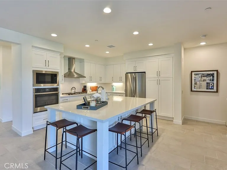 2869 Doheny Way — Photo 2
