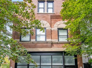 2062 N Hoyne Ave, Chicago, IL 60647