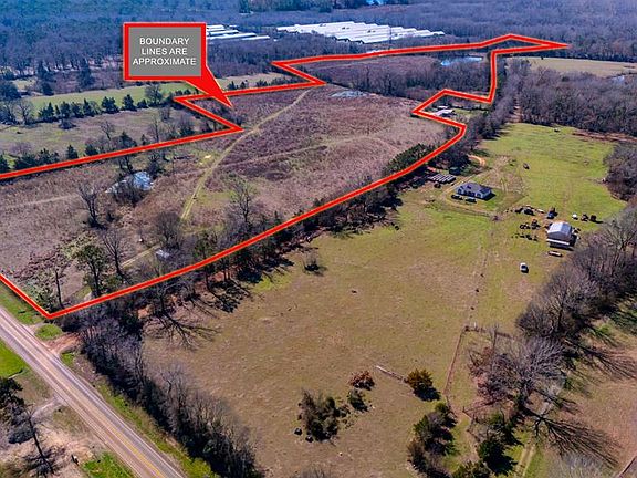 3rd image of 143 County Road 4256