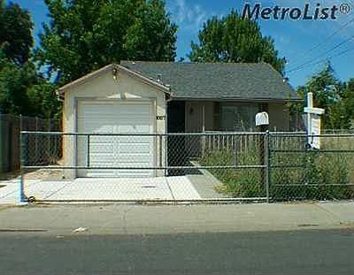 1st image of 1027 Las Palmas Ave