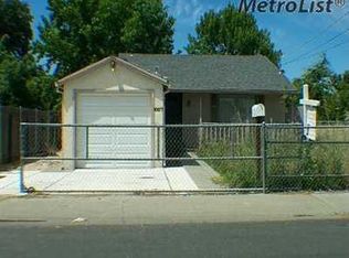1027 Las Palmas Ave, Sacramento, CA 95815