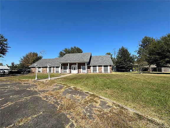 2nd image of 109 E Wayside Dr