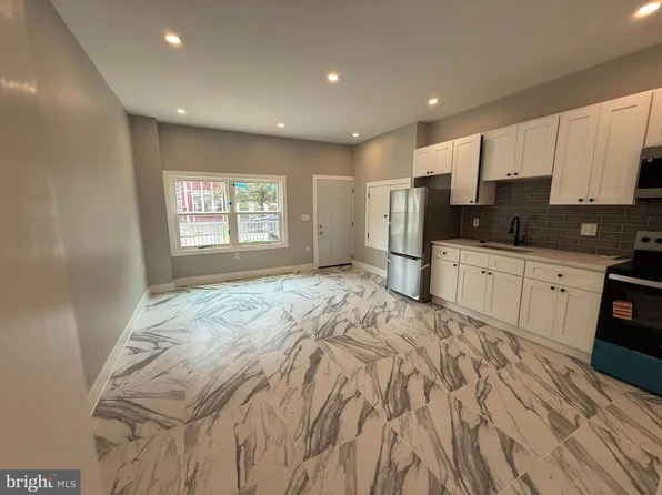 2623 Poplar St #1, Philadelphia, PA 19130