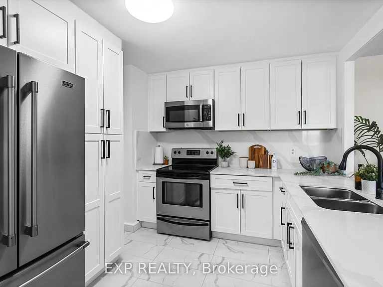 2323 Confederation Pkwy #905 — Photo 5