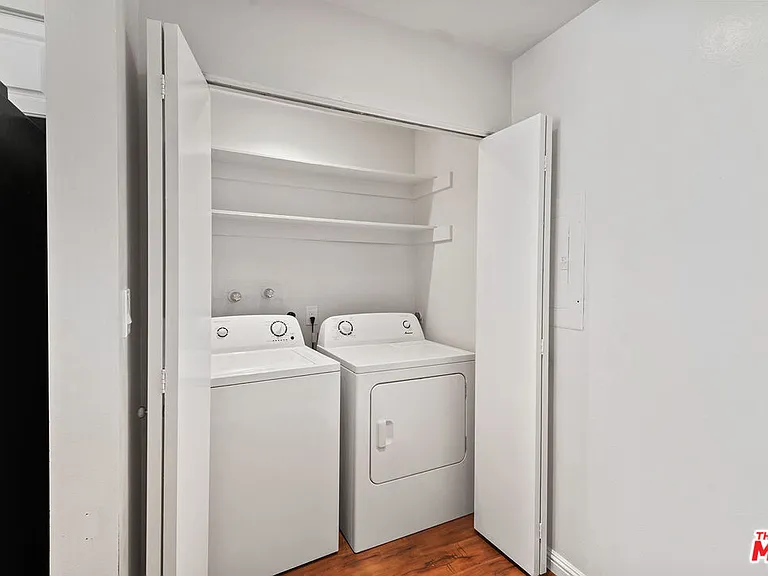 1340 S Beverly Glen Blvd #107 — Photo 11