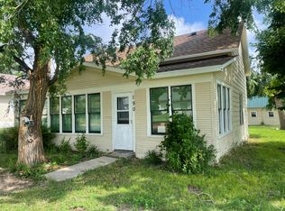 190 Harmon St E, Wessington, SD 57381