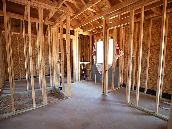 4th image of 1001 SE 30th St