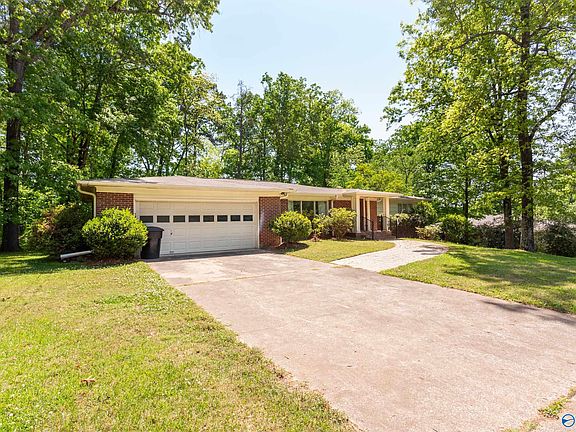2nd image of 2514 Montezuma Dr