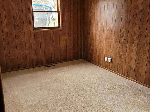 5th image of 38 E Xenia St