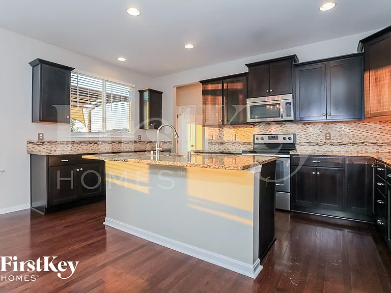 8511 Crozat St — Photo 7