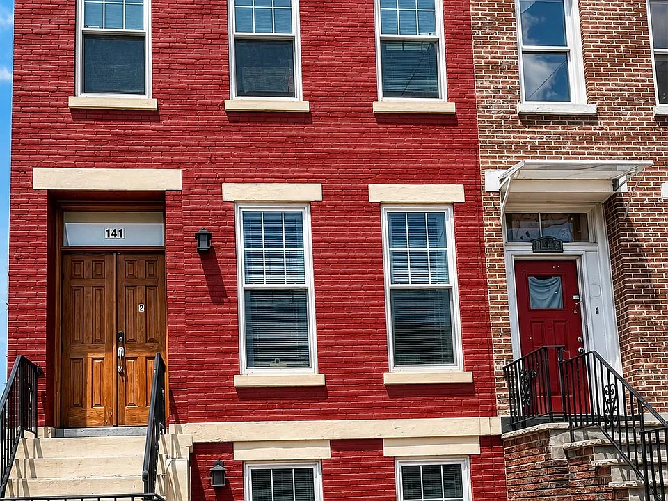 141 Halladay St #2