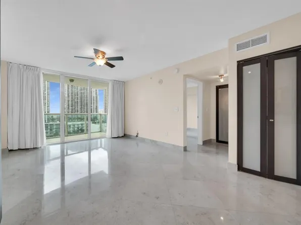 31 SE 5 #1807, Miami, FL 33131