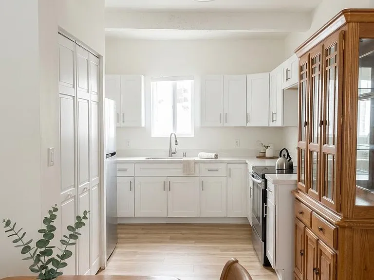 817 Tyler St #2 — Photo 3