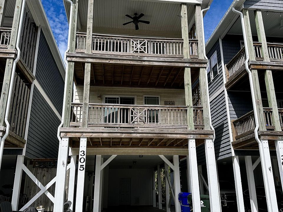 Front of townhome