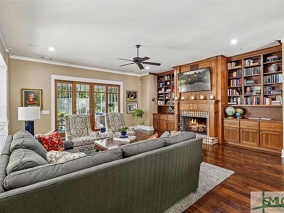 5th image of 2094 Hood Road
