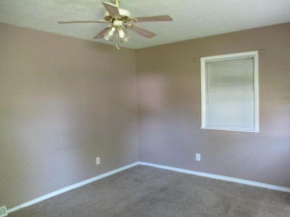 5th image of 6709 N Hwy E