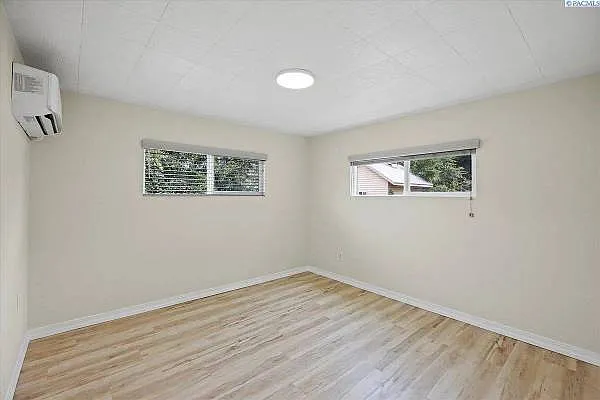 706 Willard Avenue - 1 — Photo 4