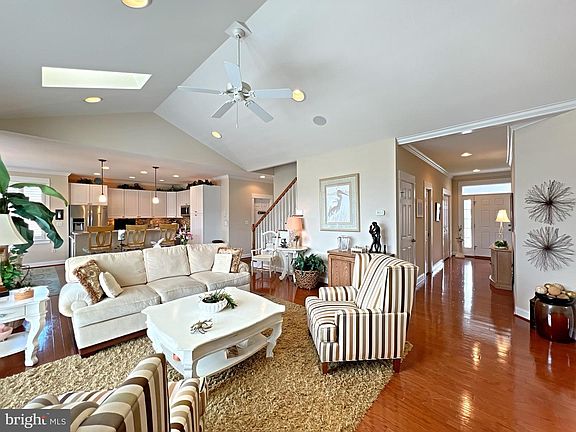 5th image of 36987 Serenity Dr