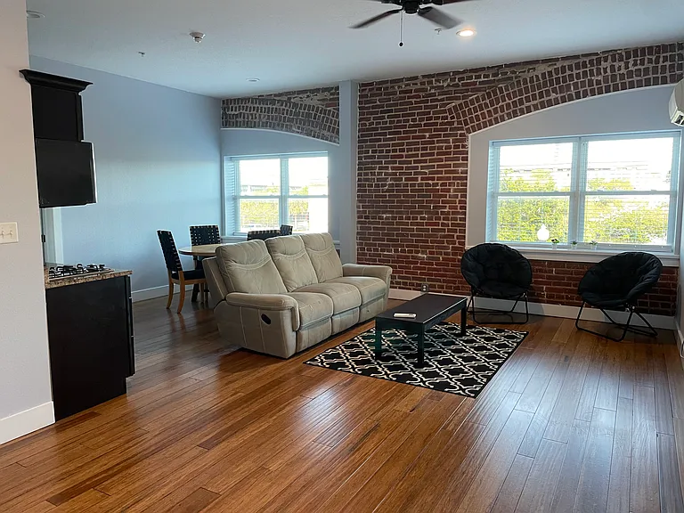 124 Saint Johns Ave #9 — Photo 6