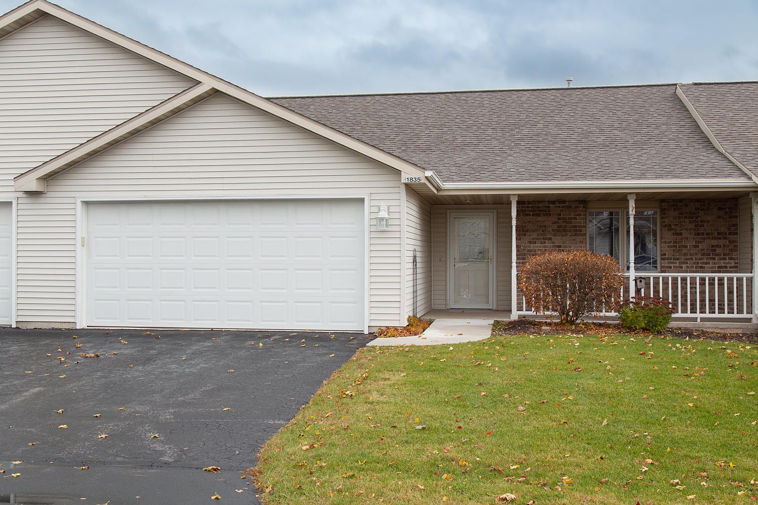 1835 Mapledale Ct, Sheboygan, WI 53081 Zillow