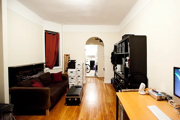 Rented by Clatter Realty Inc. | media 5