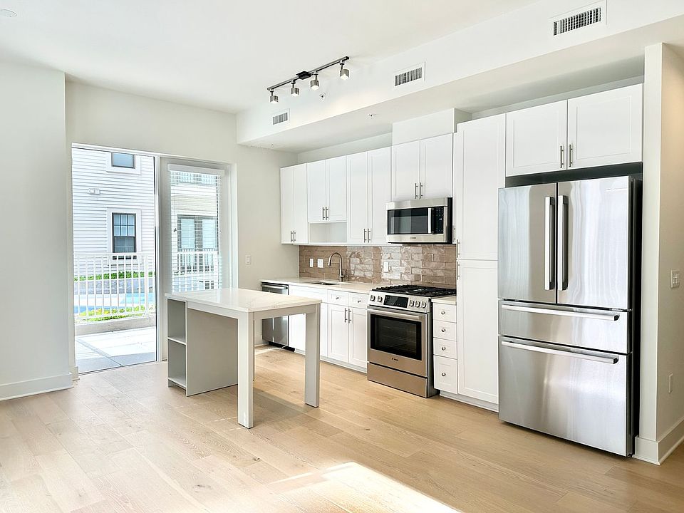 1st image of 6803 Cameron Dr NW #111