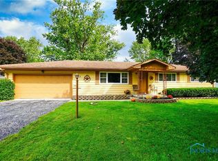 1527 Eastview Dr, Findlay, OH 45840