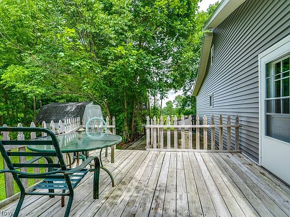 5th image of 15292 Friendsville Rd