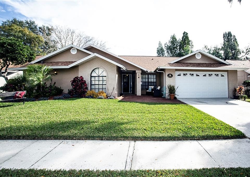 1st image of 2539 Brimhollow Dr
